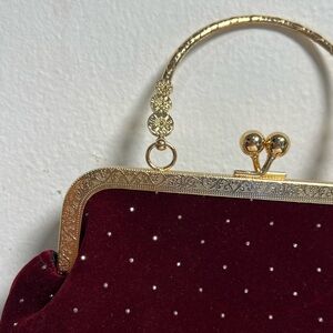 Burgundy Velvet Rhinestone Clutch Gold Frame Kiss Lock w/ Chain